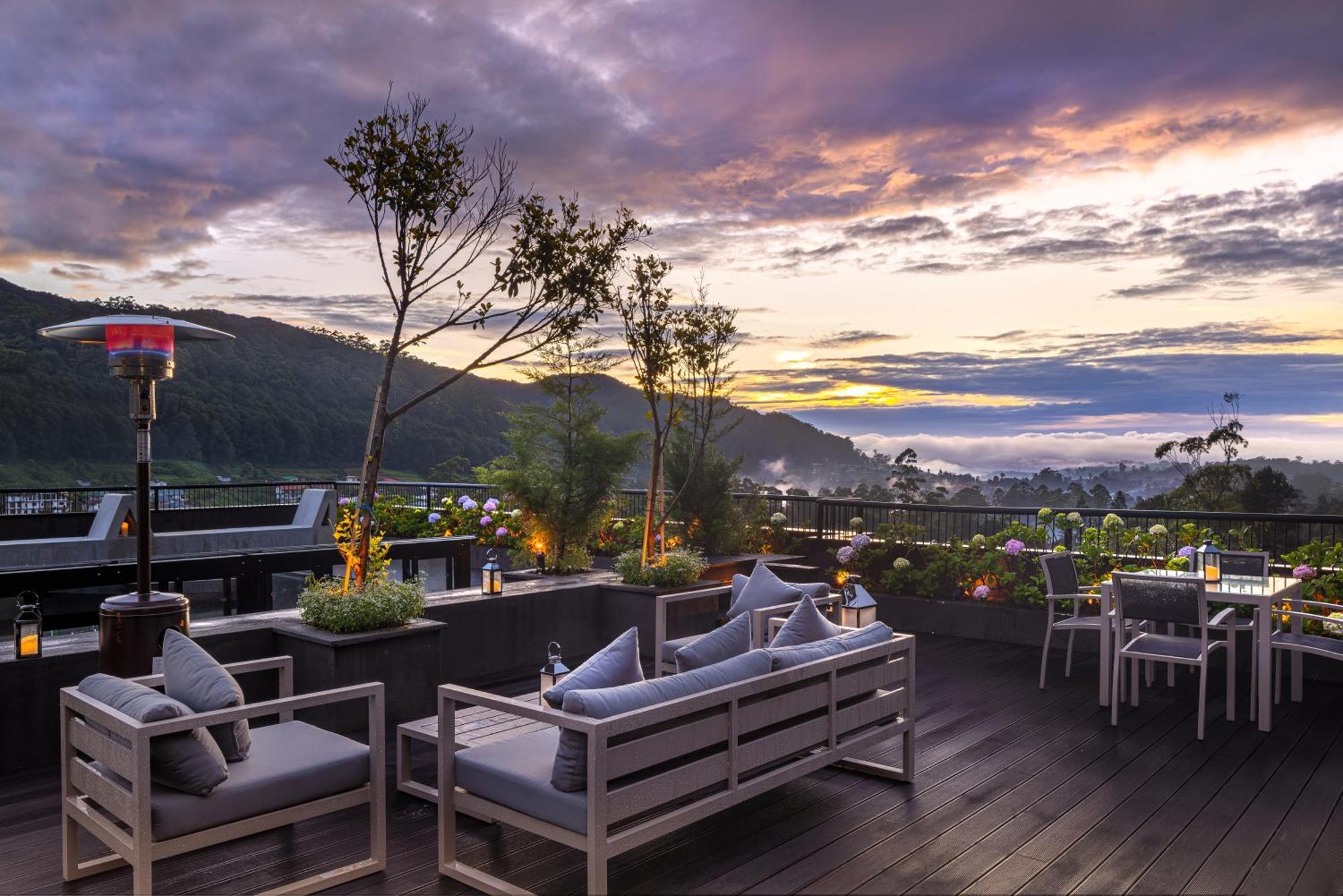 The Golden Ridge Hotel Нувара-Элия Экстерьер фото